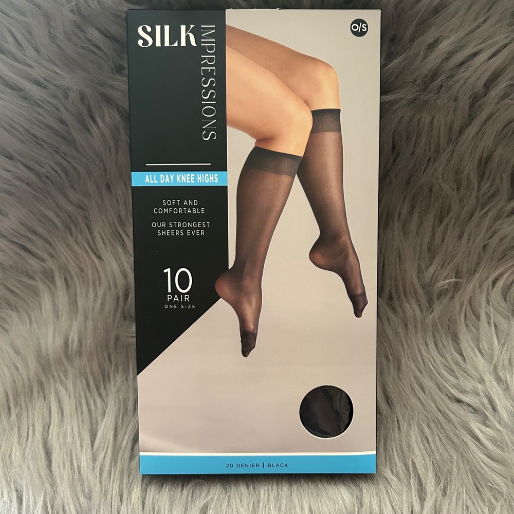 Silk Impressions Sheer Knee Highs Women's Size O/S‎ Black 20 Denier Socks